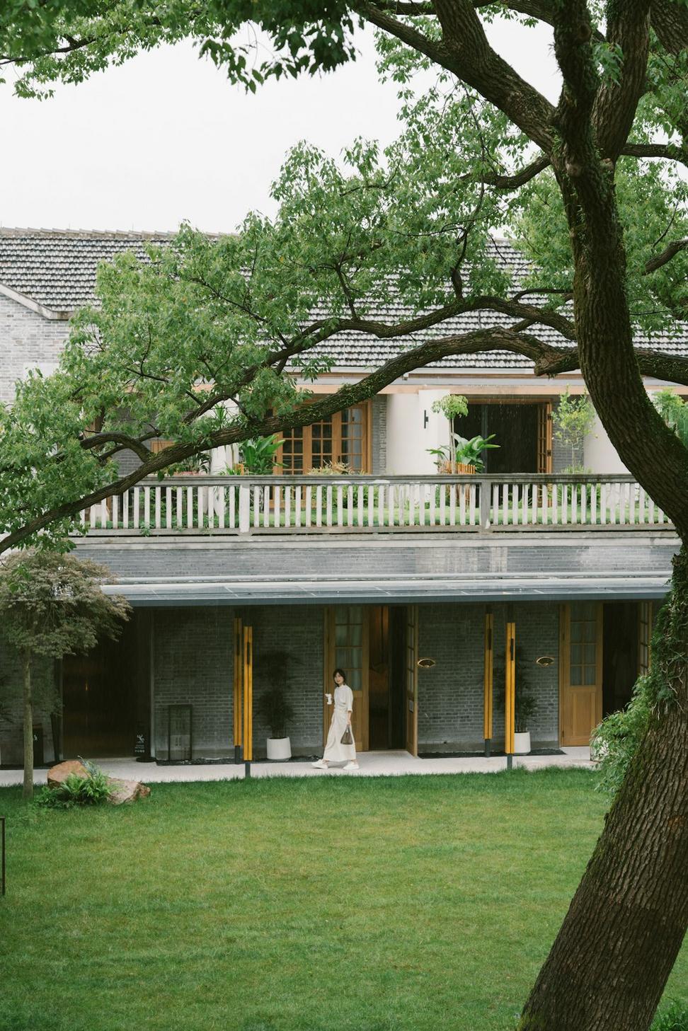 Muskoka Lake Cottage